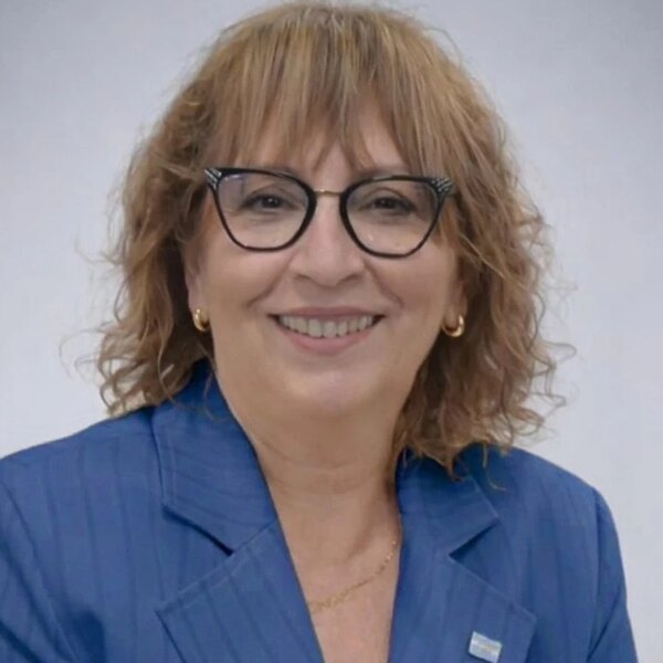 Josefina Gladys González
